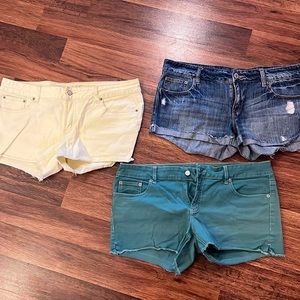 American Eagle Shorts Size 14
